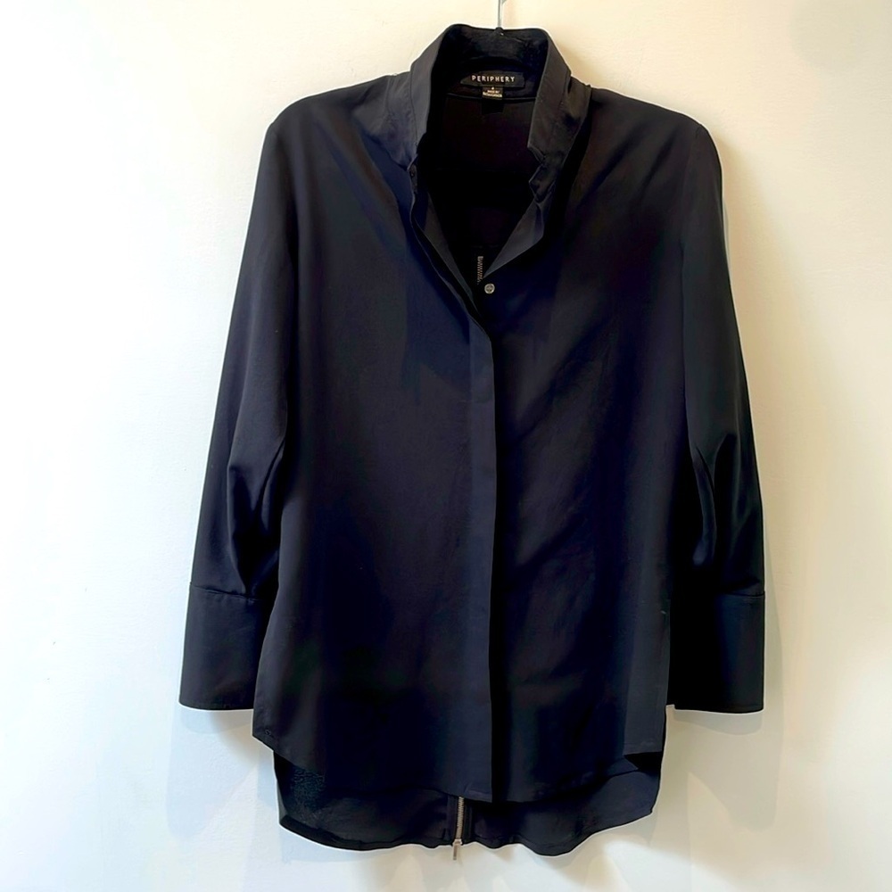 Periphery BLACK zip back blouse Tuxedo Collar Zipper at the back longsleeve Sz 4